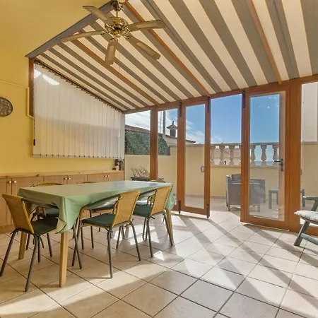 Azahares Tatil Evi